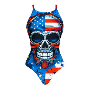 Costume da allenamento nuoto in piscina Boneswimmer da donna, modello intero IBIZA - 166I STARSKULL con stampa di un teschio vrappato come una bandiera americana, fronte