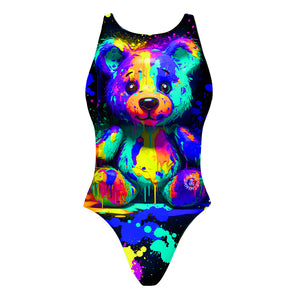 Costume da allenamento nuoto Boneswimmer per bambina, modello intero PINUP 376p con stampa di un orsetto colorato con colpi di vernice, fronte